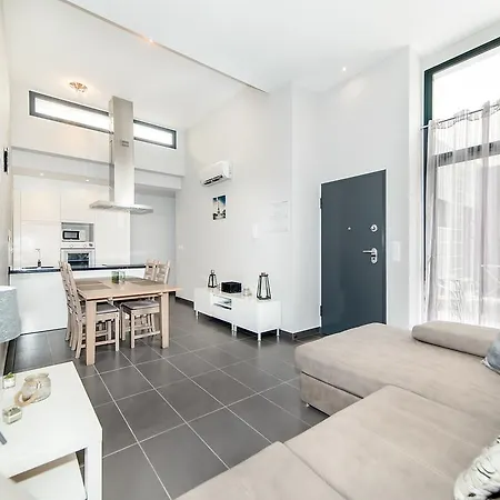 Sirena Holiday home *